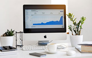 欧冠冷门频发！意甲劲旅折戟，阿森纳重振旗鼓，巴萨强势登顶